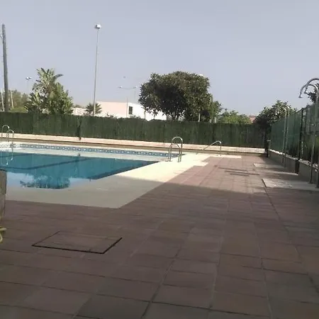 Piso Muy Amplio En . * Malaga
